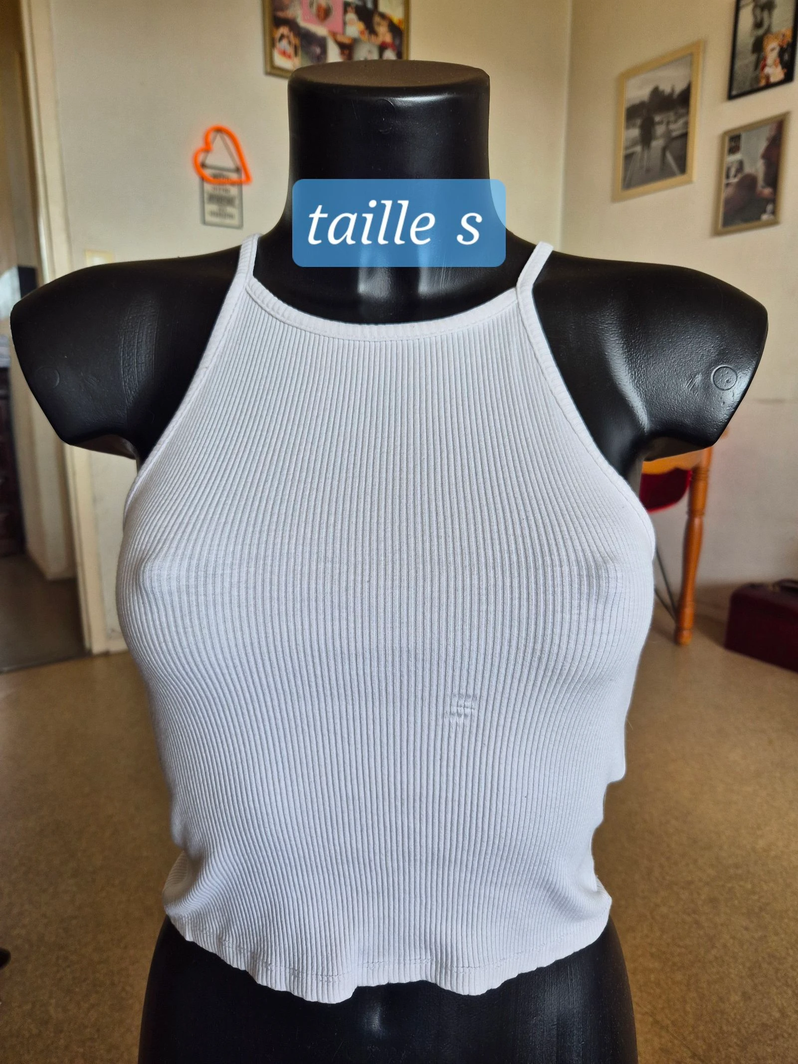 Top cour taille s - parfait etat - blanc